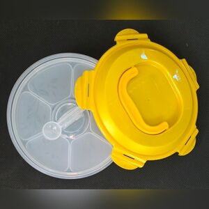 New Lock N Lock Condiment Container With Insert & Spoon